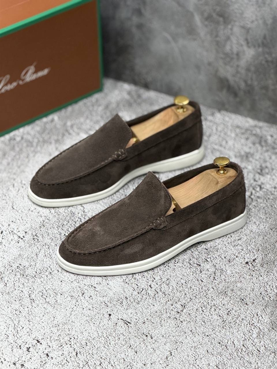 loro piana мужские лоферы,мужские замшевые лоферы,лоферы мужские замшевые коричневые,замшевые лоферы loro piana,лоферы замшевые