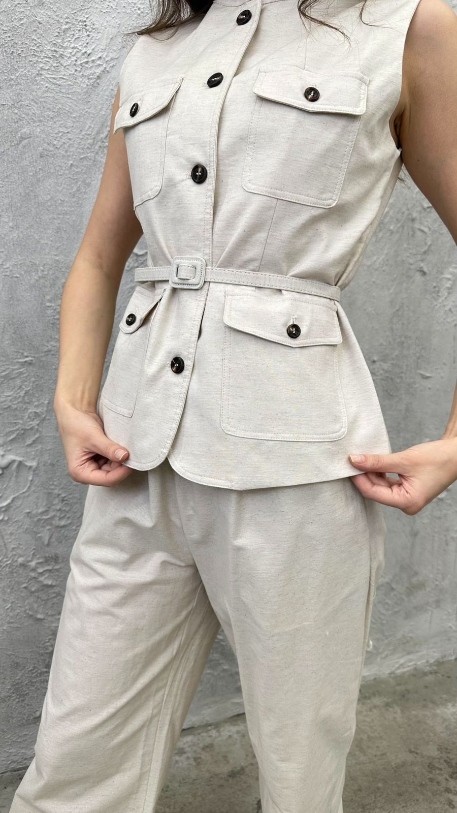 бежевый жилет,жилетка женская,женский жилет,жилет из льна,брючный костюм с жилеткой женский льняной