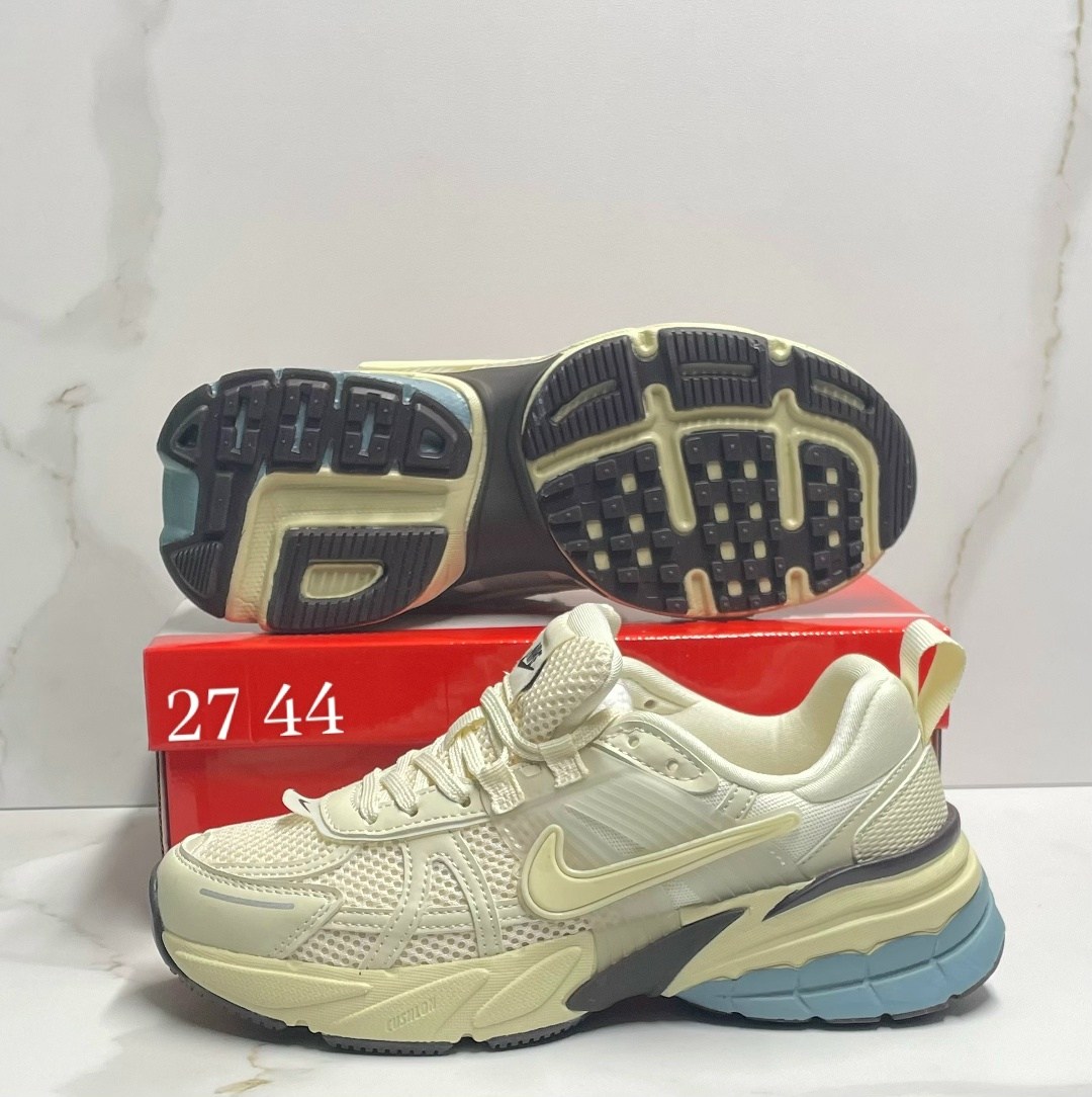 кроссовки nike,кроссовки nike v2k run,,спортивная ,кроссовки мужские женские