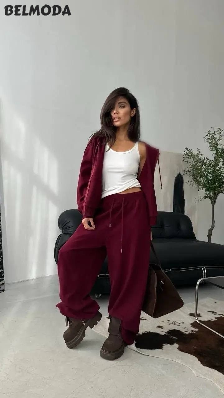 трикотажные костюмы,спортивный костюм с капюшоном,спортивные костюмы женские,костюм с капюшоном,спортивные костюм