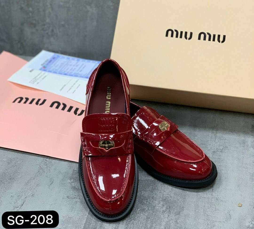 лоферы miu miu,лоферы celine,,туфли miu miu кожаные лоферы,лоферы женские