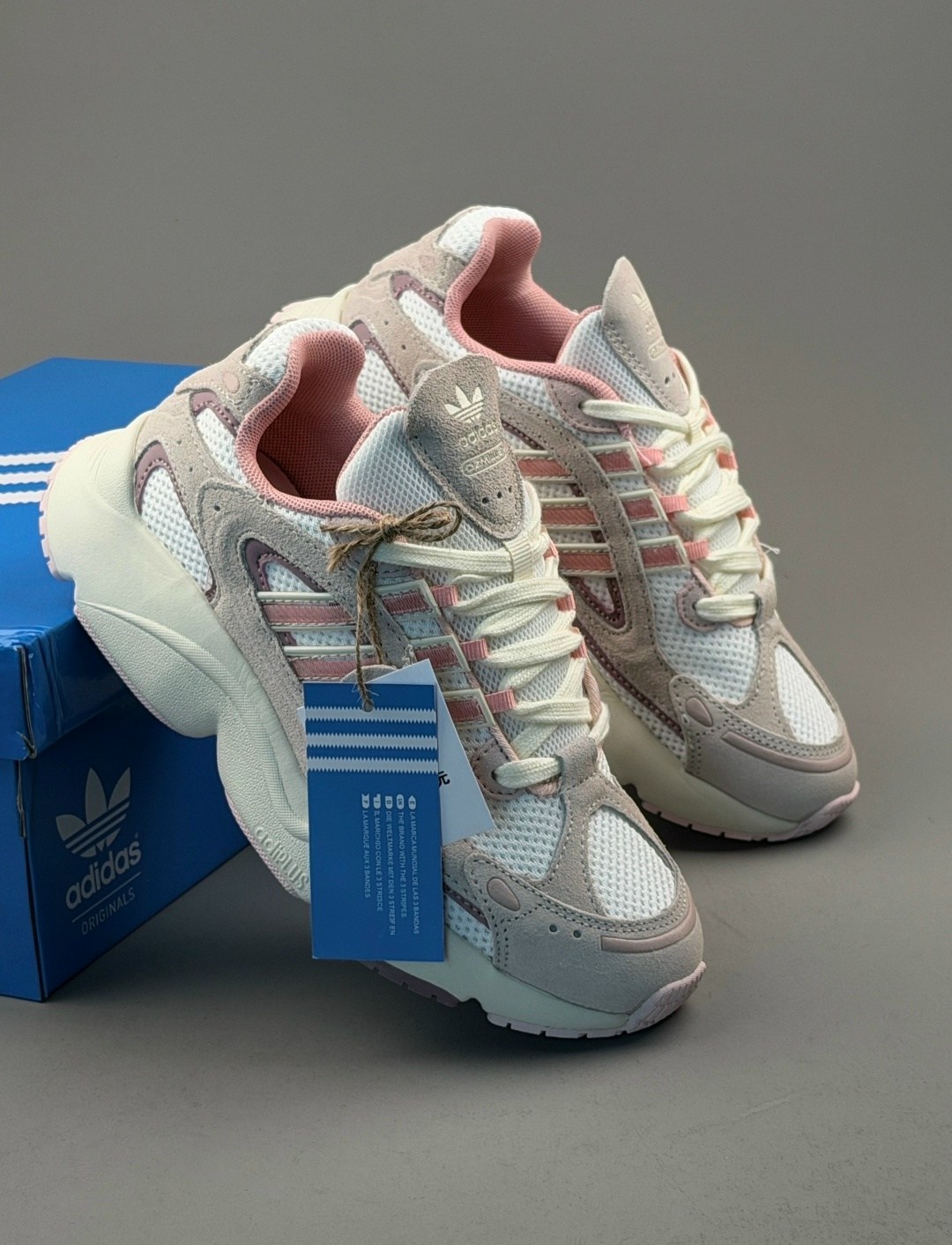 кроссовки женские adidas,кроссовки adidas,кроссовки,кроссовки женскиe,оригинальные кроссовки