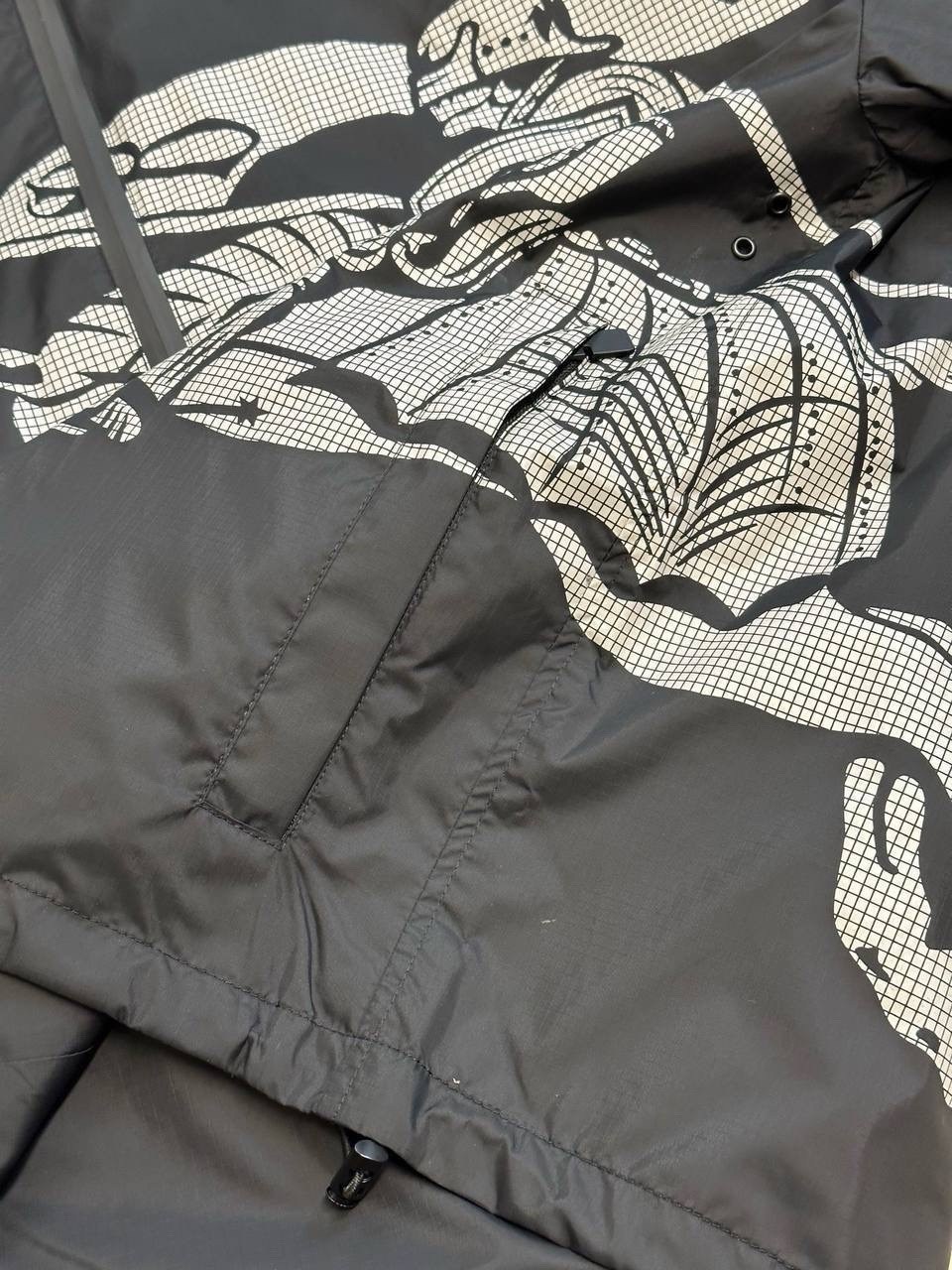 ветровка burberry,демисезонная куртка,куртка с принтом,повседневная куртка,куртка ветровка