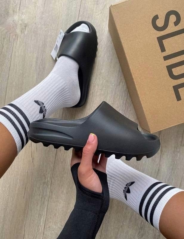 шлепанцы женские,,модные тапочки,шлепанцы женские резиновые,летние тапочки