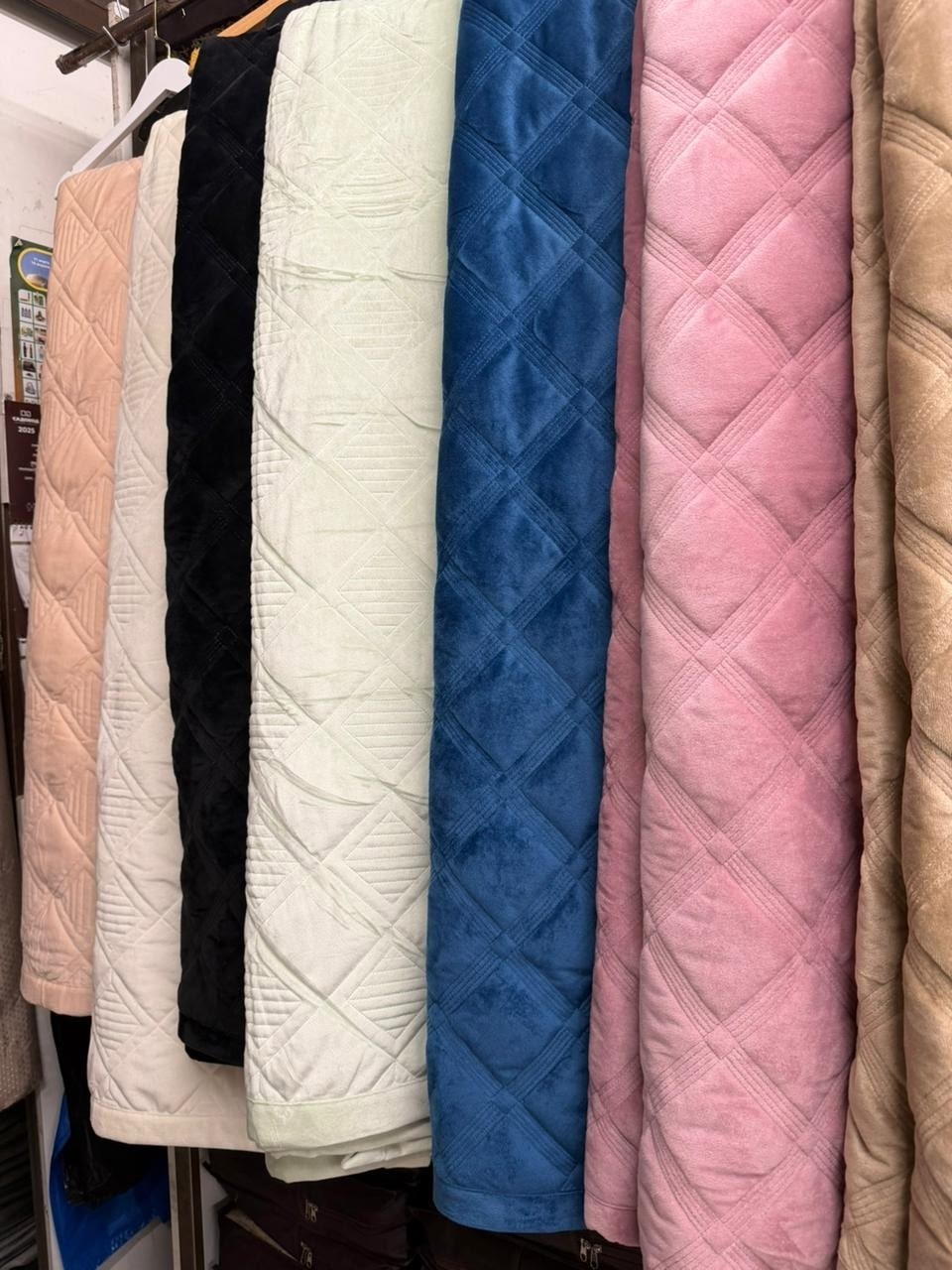 покрывало стеганое,покрывала,плед и покрывало,покрывало велюр,стеганная ткань для покрывала