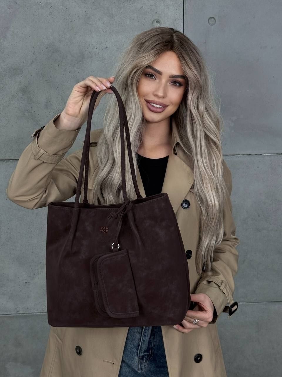 шоппер из натуральной замши mr. jonathan,сумка,серая сумка,женская сумка,вместительный шоппер из натуральной мягкой замши