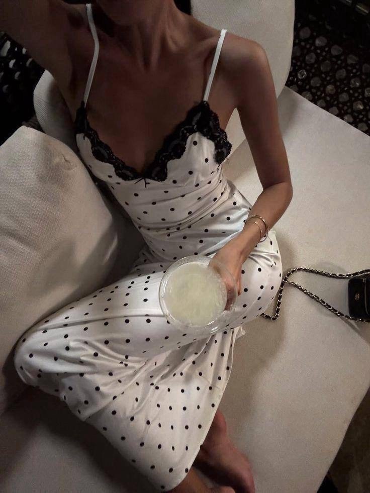 девушка,девушка модель,ночная сорочка женская,ночная сорочка,сорочка женская