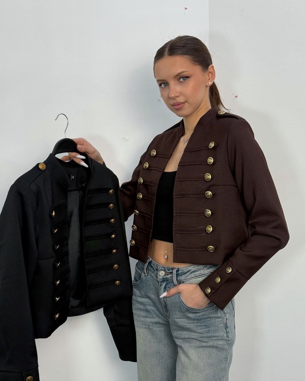 красный жакет,жакет,жакет и брюки,женские жакеты,брючный костюм