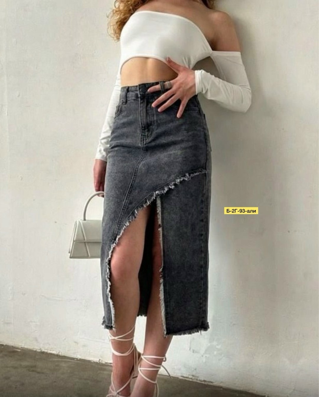 джинсовая юбка,юбка миди джинсовая с разрезом спереди ниже колен,юбка джинсовая длинная с разрезом миди mirari,юбка джинсовая длинная,юбка джинсовая миди