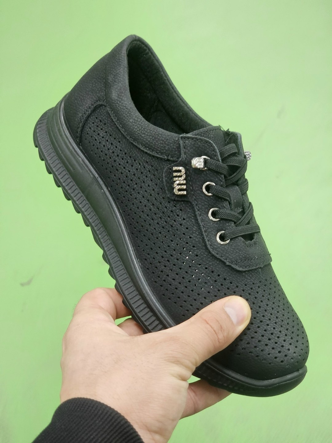 ,обуви,женская ,полуботинки мужские,женские кроссовки