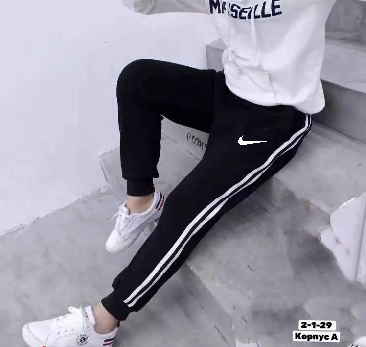 брюки спортивные,брюки спортивные nike,мужские спортивные брюки nike,штаны свободные,штаны найк свуш мужские