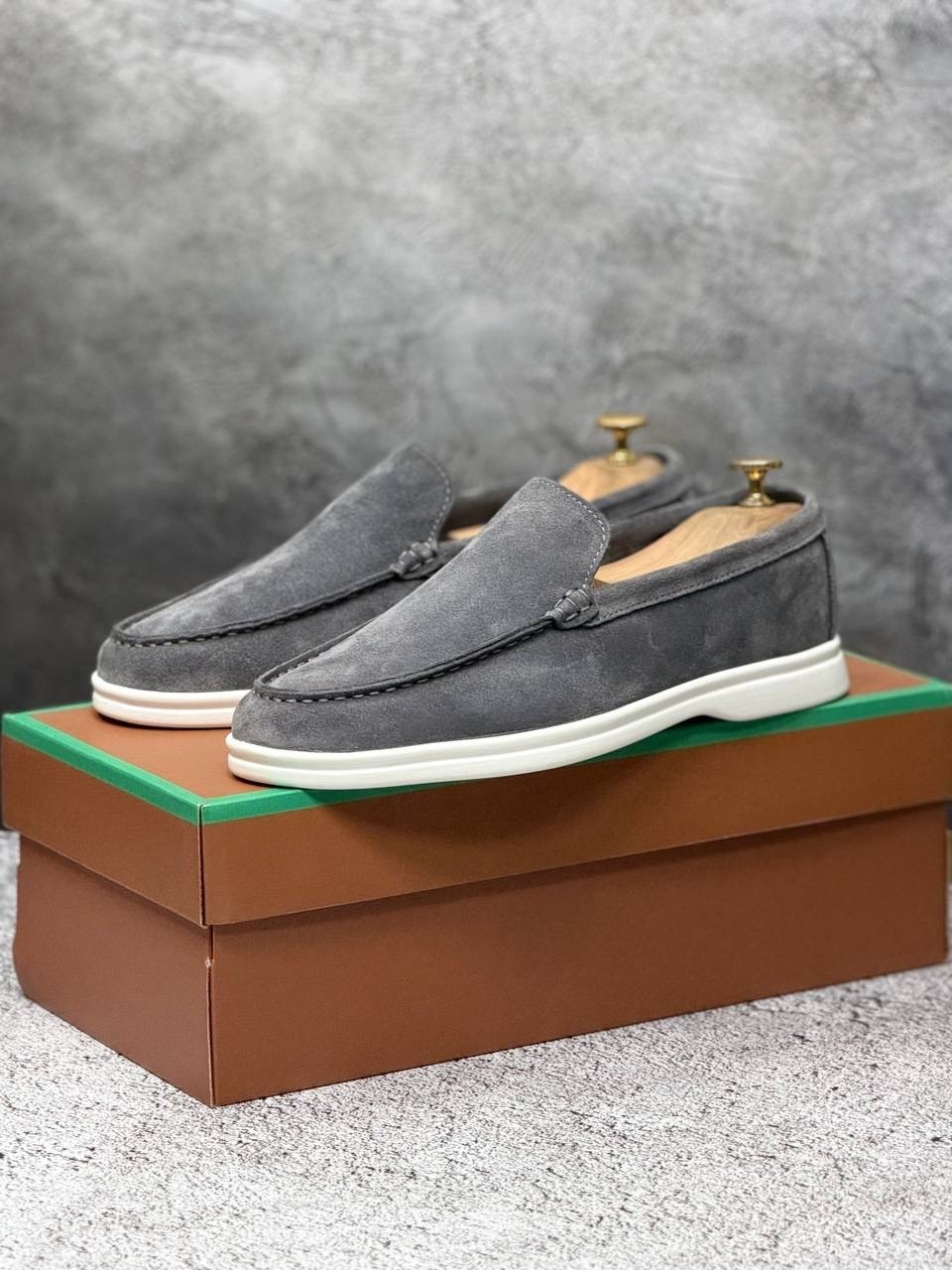 ,loro piana мужские лоферы,мужские замшевые лоферы loro piana summer walk,лоферы loro piana,лоферы замшевые