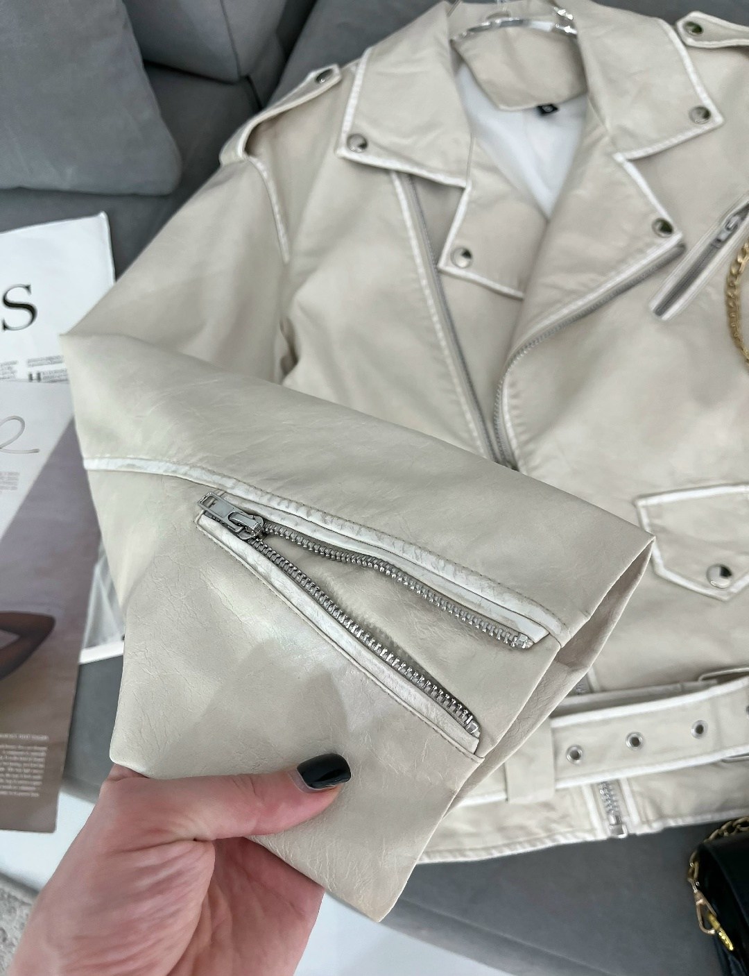 куртка кожаная,куртка из искусственной кожи женская,куртка косуха,куртка кожаная женская,белая кожаная куртка