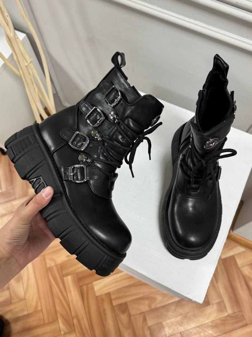 ,ботинки,ботинки женские,женская ,стильные ботинки