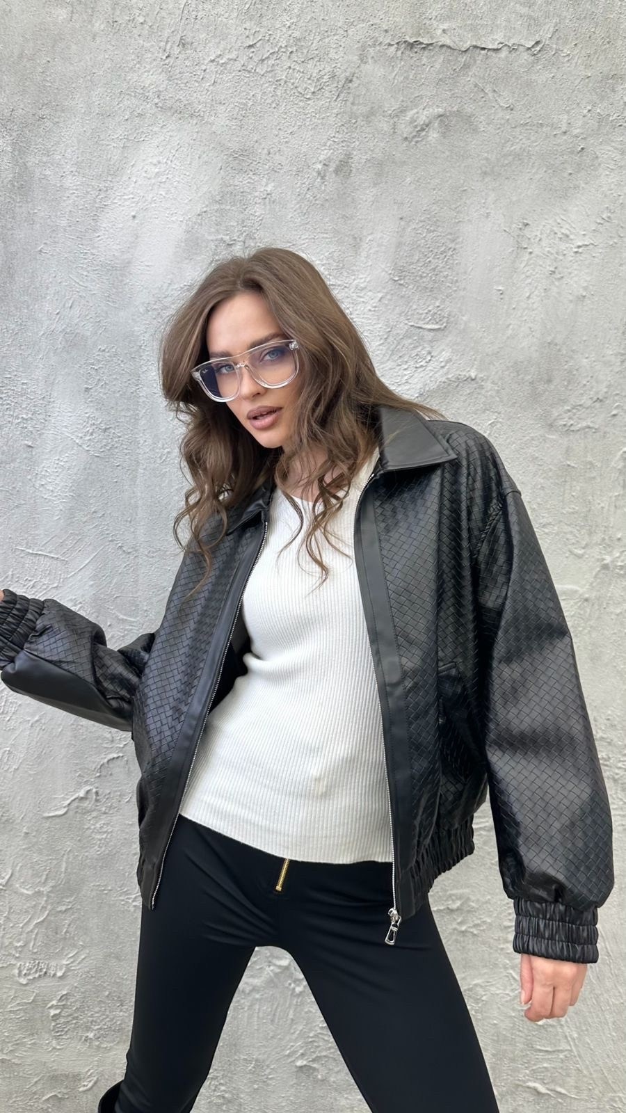 кожаная куртка,куртка бомбер,женская кожаная куртка,кожаная куртка бомбер,куртка бомбер из экокожи