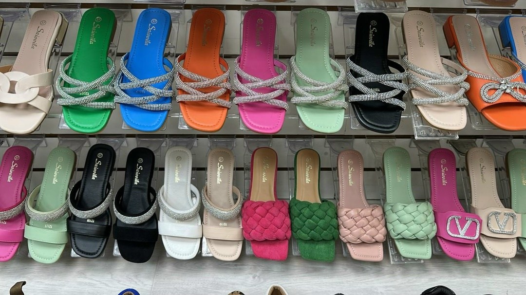 ,женская ,обуви,женские шлепанцы,стильные босоножки