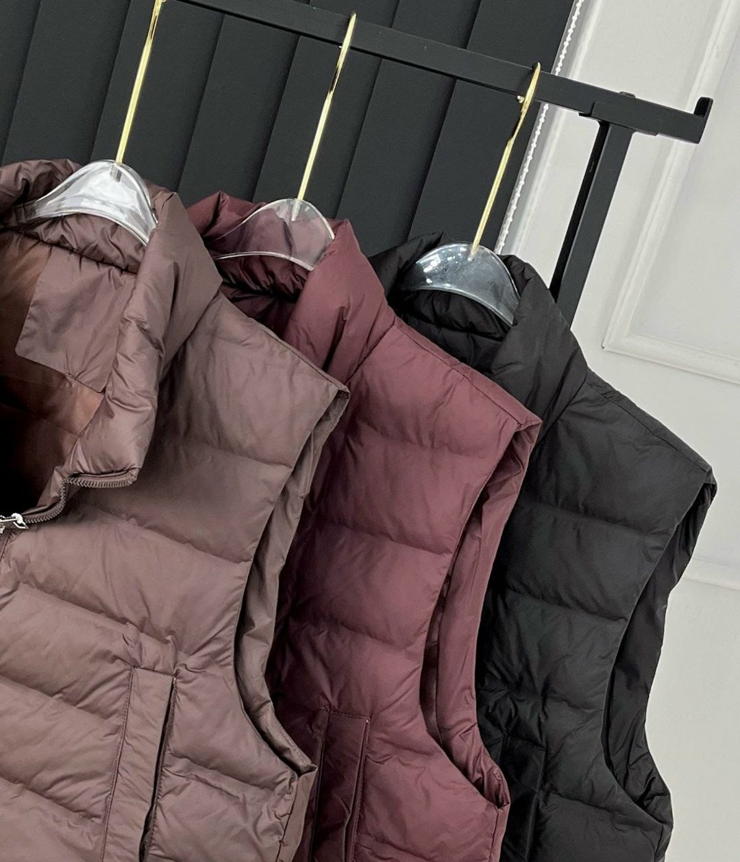 жилетка женская,жилетка укороченная,теплый жилет,жилет женский,жилет