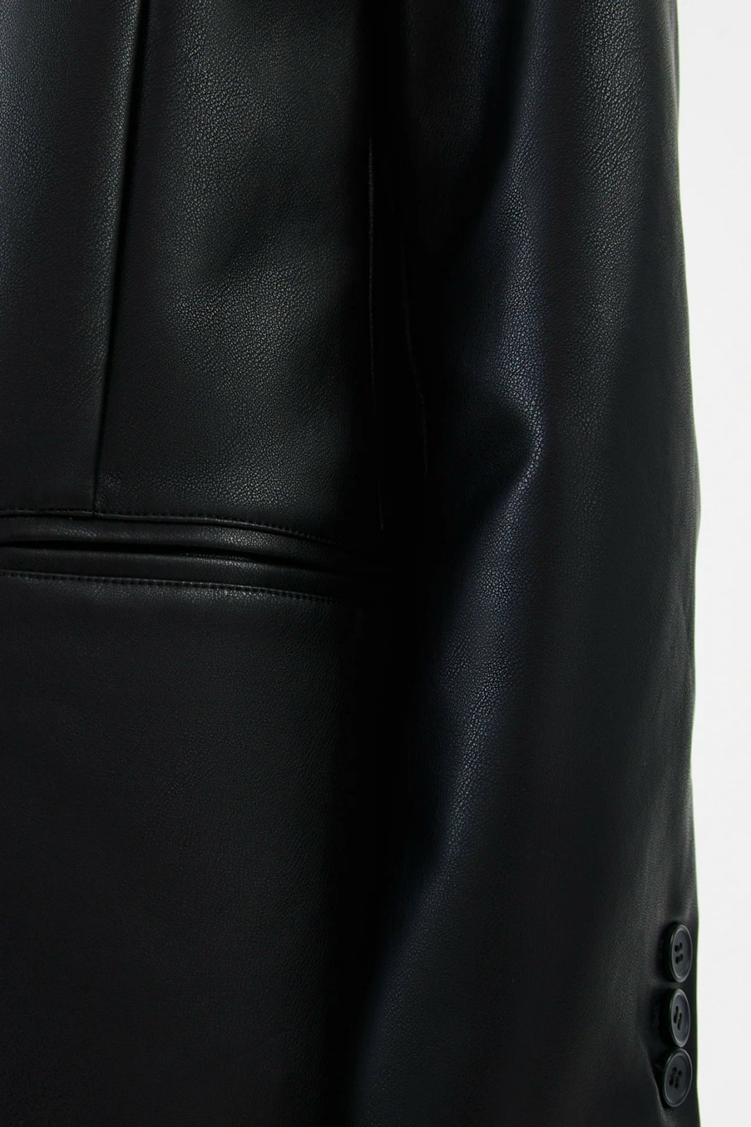 пиджак из экокожи,женский кожаный пиджак,куртка кожаная,пиджак stradivarius черный кожаный,жакет из экокожи