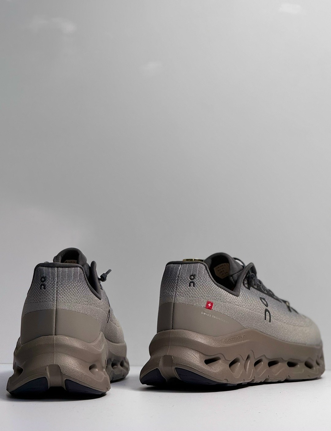 кроссовки on cloudtilt,кроссовки on,кроссовки,спортивная ,оригинальные кроссовки