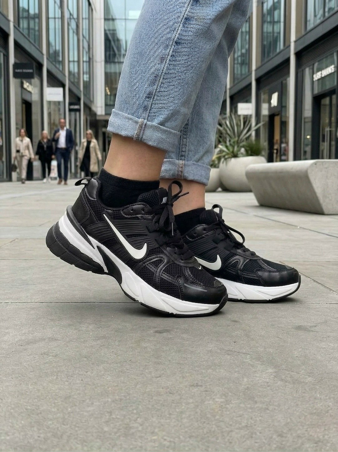 кроссовки nike,кроссовки nike v 2 k run,кроссовки nike v2k run w серый серебряный,женские кроссовки nike,