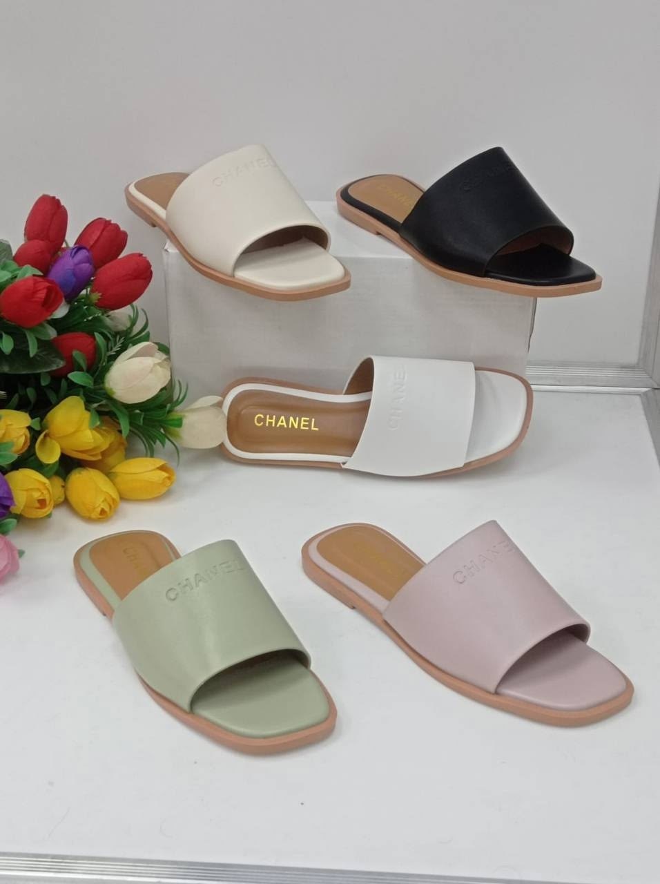 ,шлепанцы женские,шлепки женские,женские сандалии,модные шлепанцы