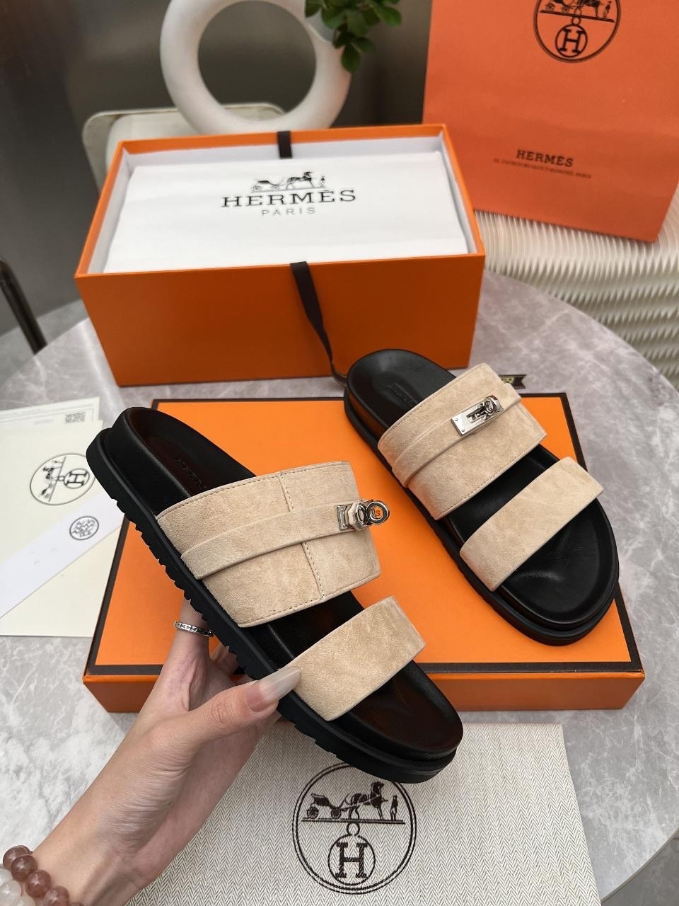 hermes шлепанцы,шлепанцы женские,,шлепанцы хермес,hermes шлепка