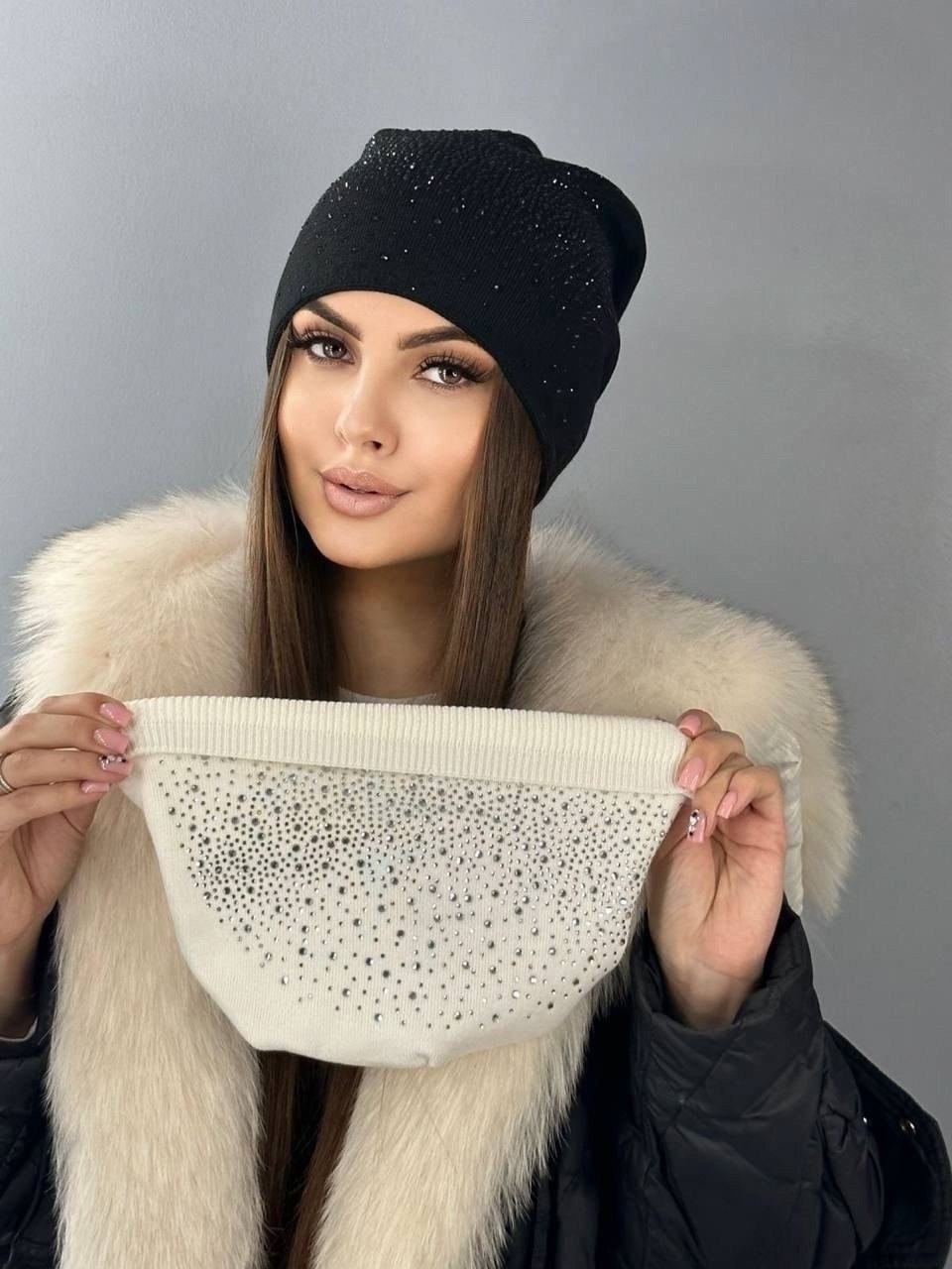 стильная зимняя шапка,модные зимние шапки,шапка женская модная,женская вязаная шапка,зимняя вязаная женская шапка со стразами