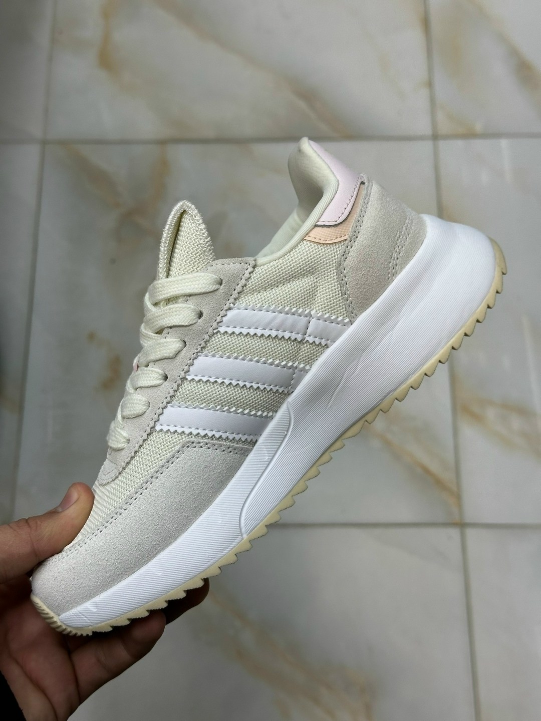 кроссовки женские adidas,кроссовки adidas,кроссовки,женские кроссовки,