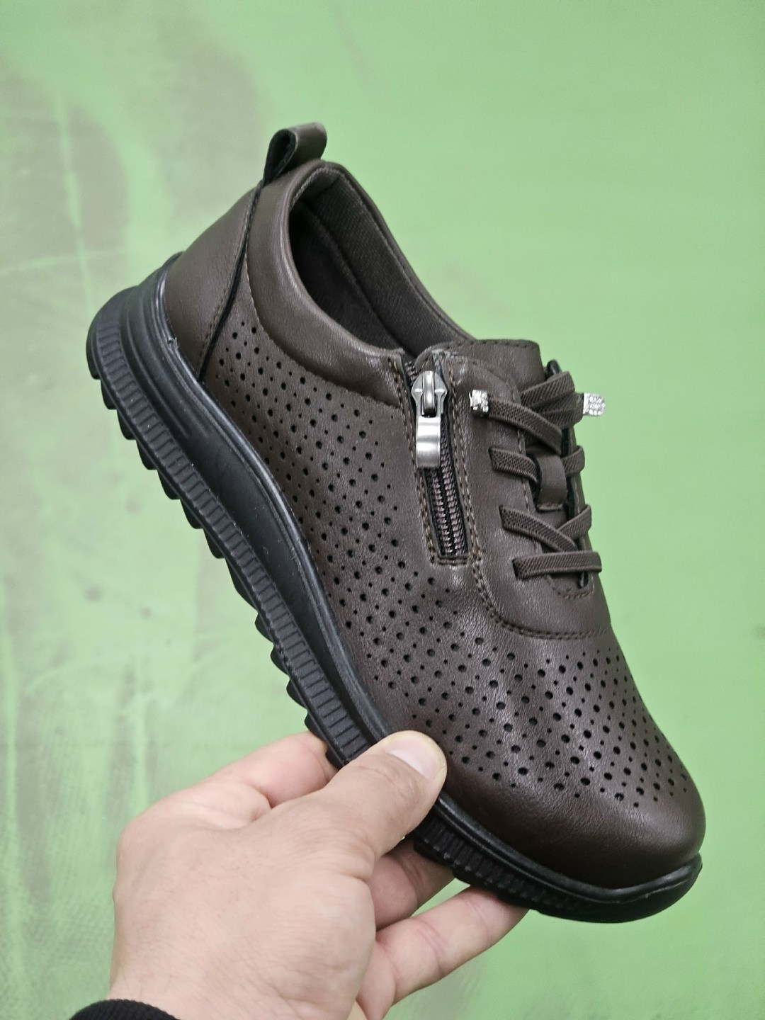 ,обуви,женская ,полуботинки мужские,женские кроссовки