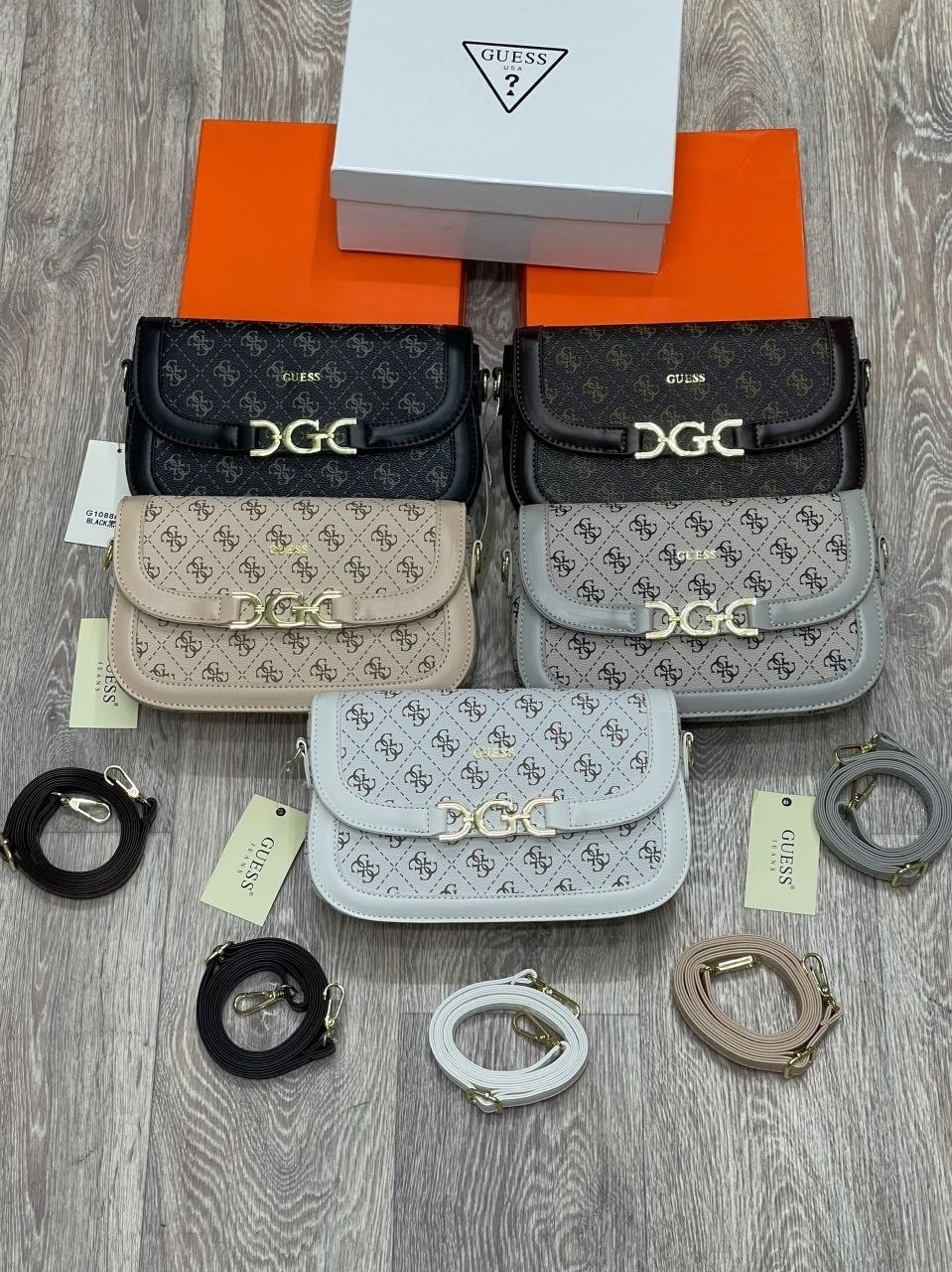 женская сумка guess,сумка guess,сумка седло guess,guess сумка на плечо,сумка женская через плечо guess