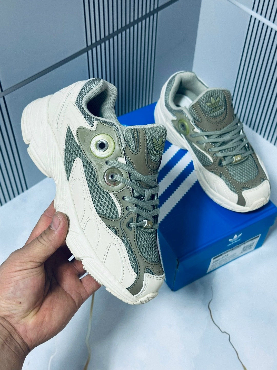 кроссовки adidas,кроссовки,кроссовки мужские женские adidas,кроссовки женские adidas,кроссовки оригинальные