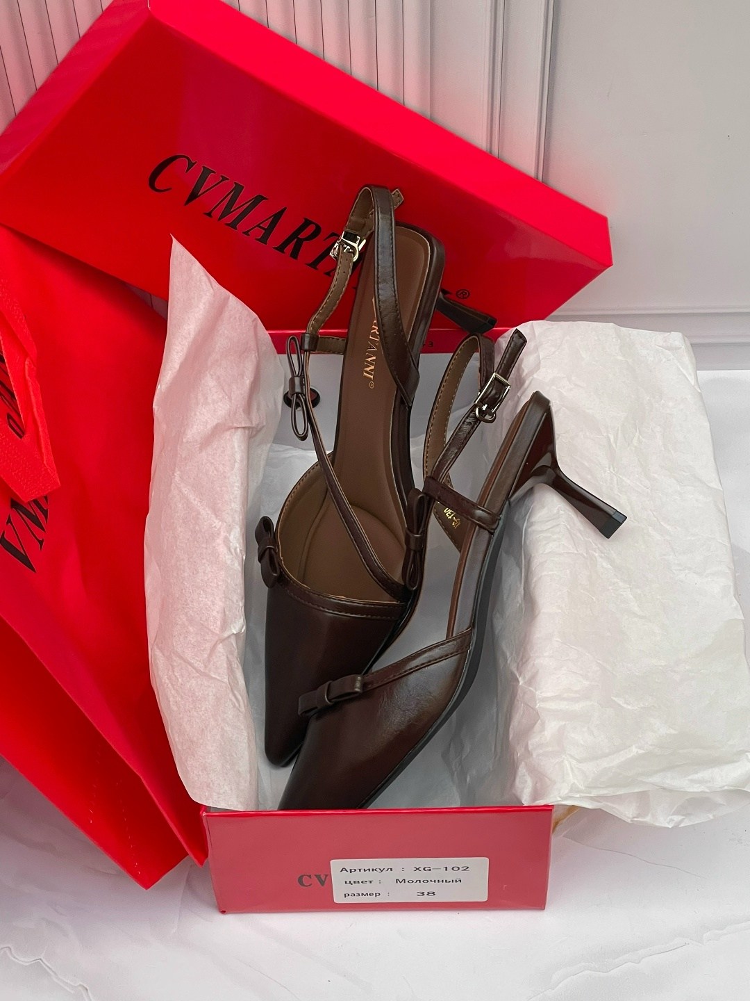 ,туфли valentino,босоножки женские,босоножки valentino,железные босоножки