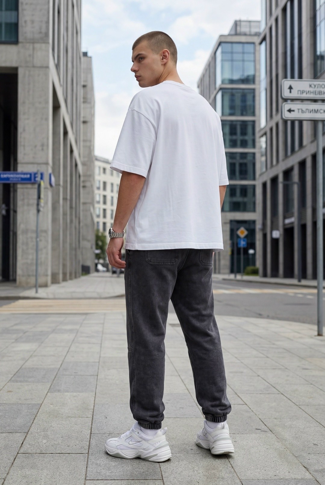 джоггеры оверсайз,спортивные штаны флисовые джоггеры оверсайз,брюки джоггеры,спортивные брюки,серые джоггеры