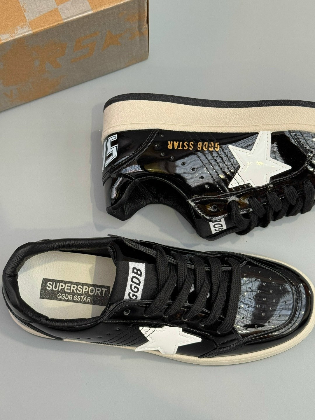 кроссовки ball star черного и белого цвета golden goose,кеды голден гус лакированные,кеды golden goose,кеды hi star golden goose черный,