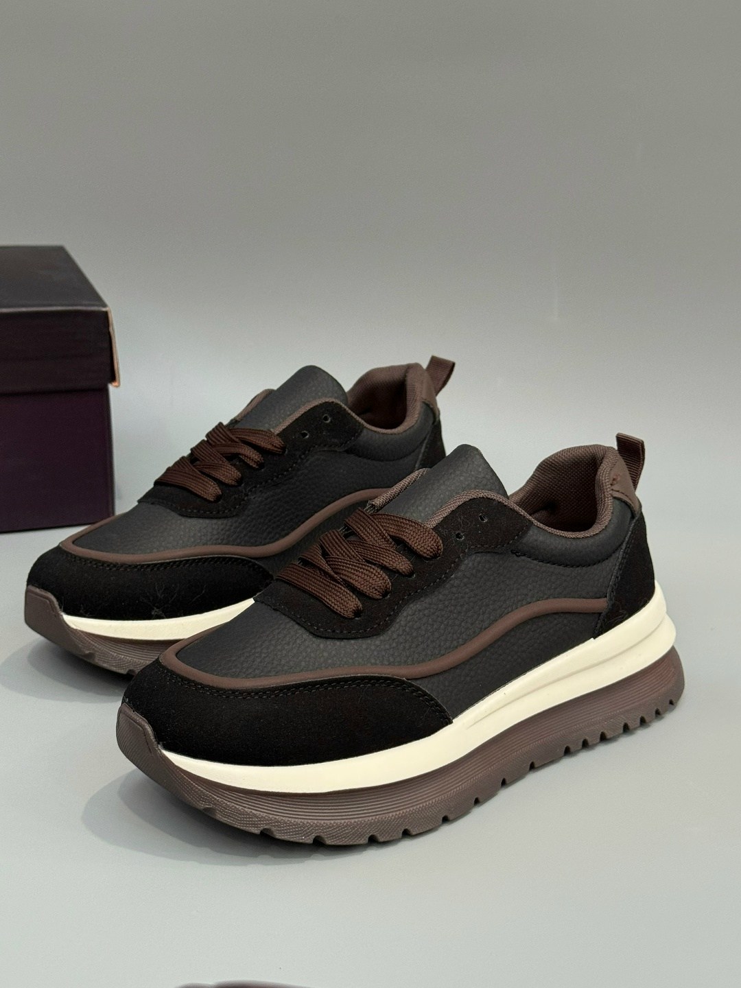 ,кроссовки женскиe,спортивная ,замшевые кроссовки,повседневные кроссовки