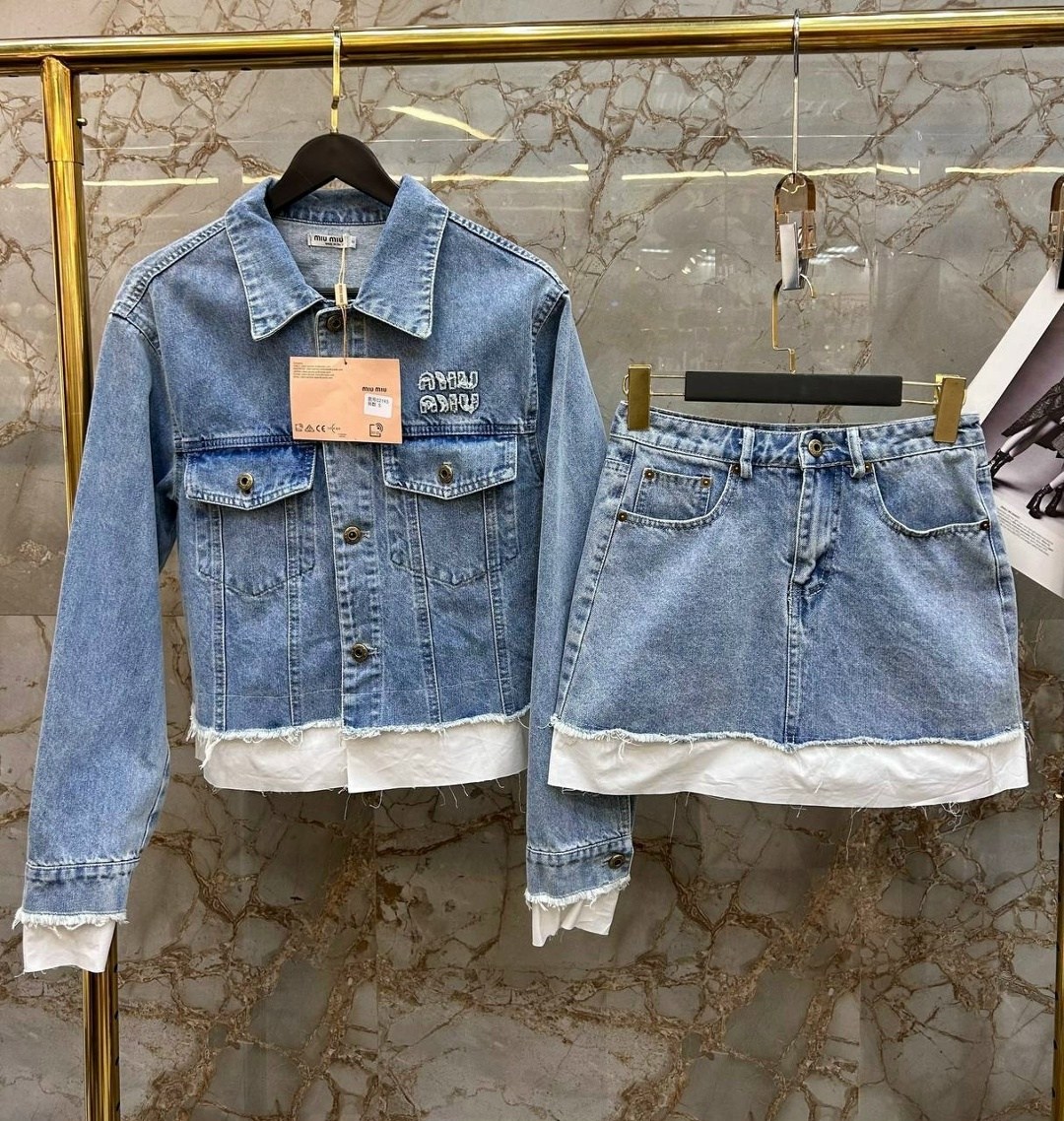 джинсовая куртка miu miu,куртка джинсовая,женские джинсовые куртки,модные джинсовые куртки,куртка джинсовка