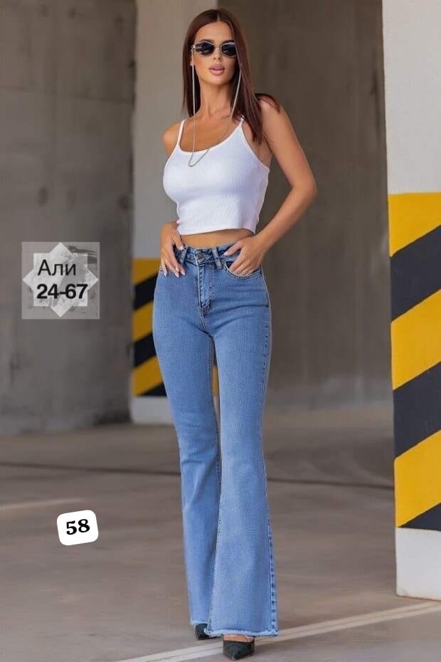 женские джинсы клеш,джинсы клеш 2026,джинсы клеш с высокой талией,джинсы женские,голубые джинсы клеш