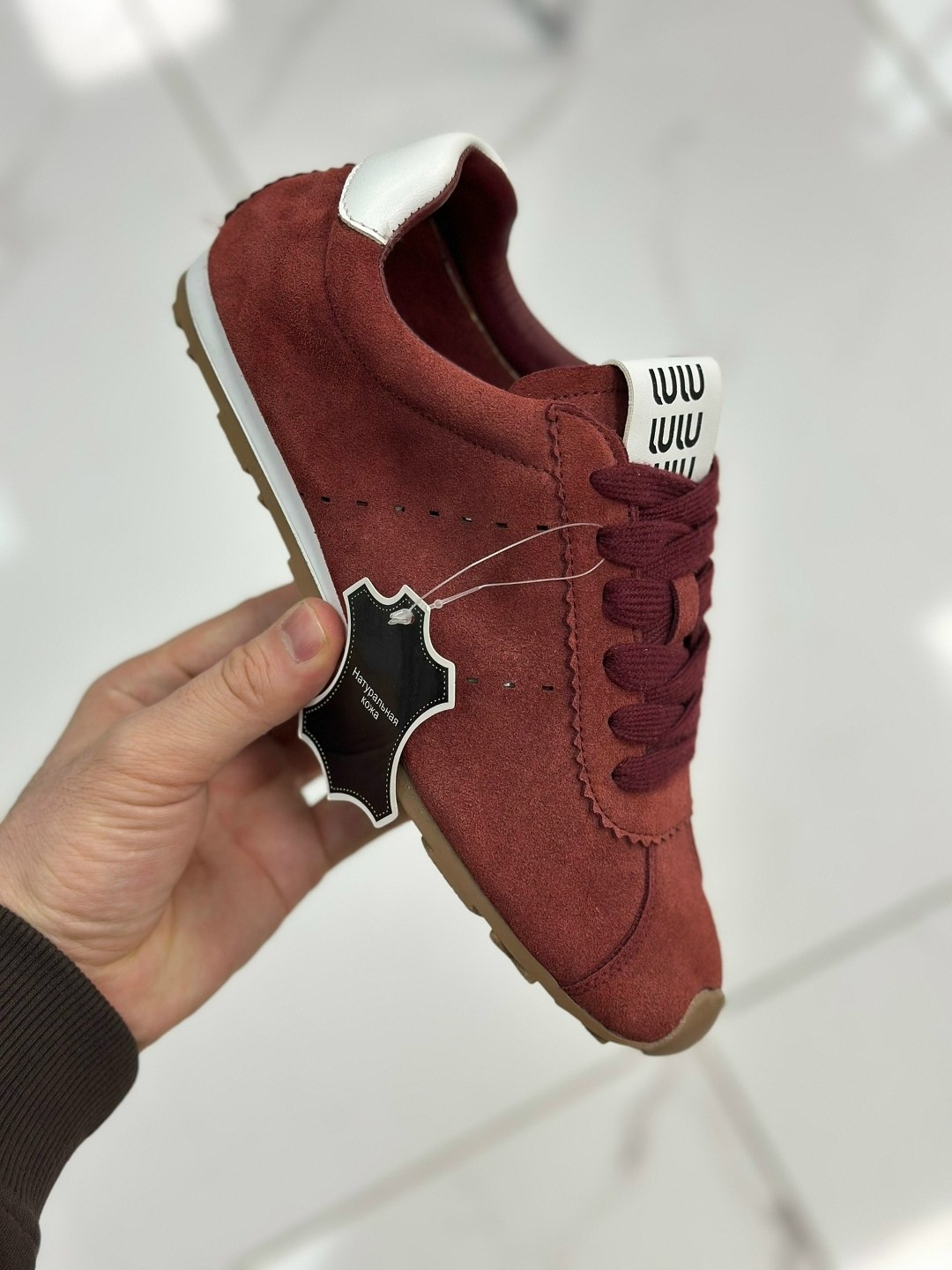 ,кроссовки замшевые,модные кроссовки,кроссовки,кроссовки брендовые