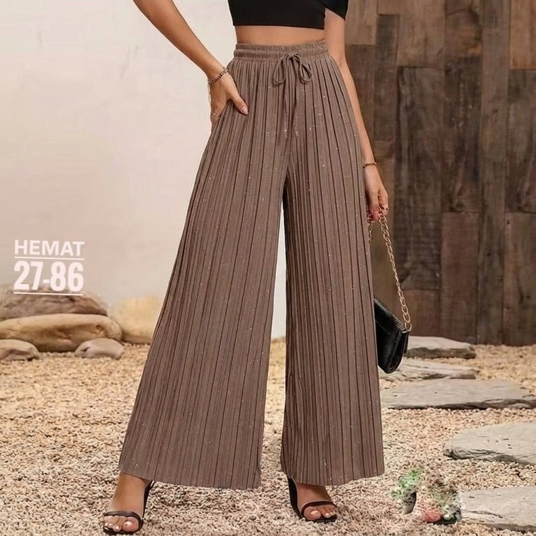 брюки с широкими штанинами,широкие брюки,широкие брюки с высокой талией,одежда брюки,широкие прямые брюки