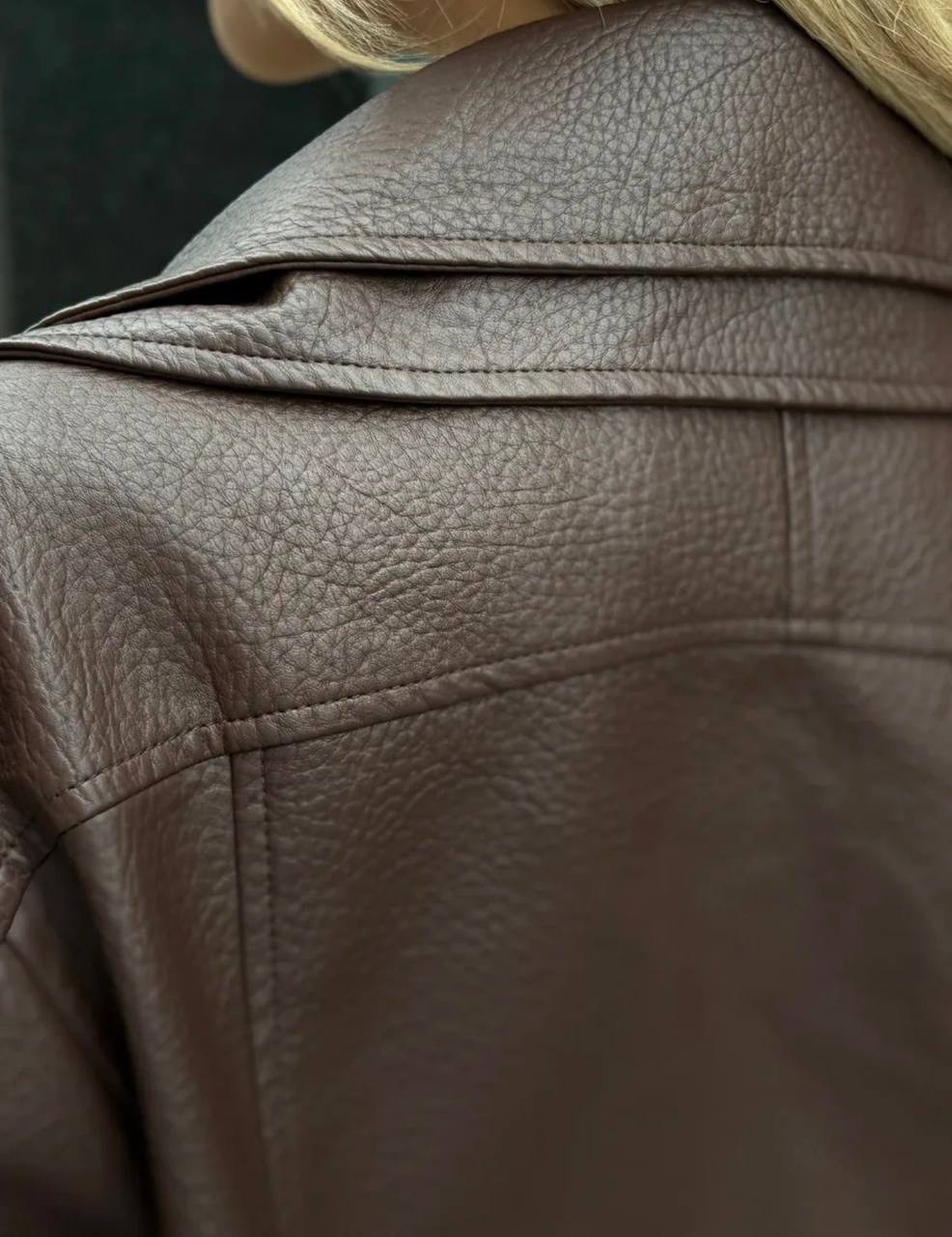 кожаная куртка,косуха куртка кожаная оверсайз chauzi,кожаная куртка косуха,куртка косуха,куртка косуха женская