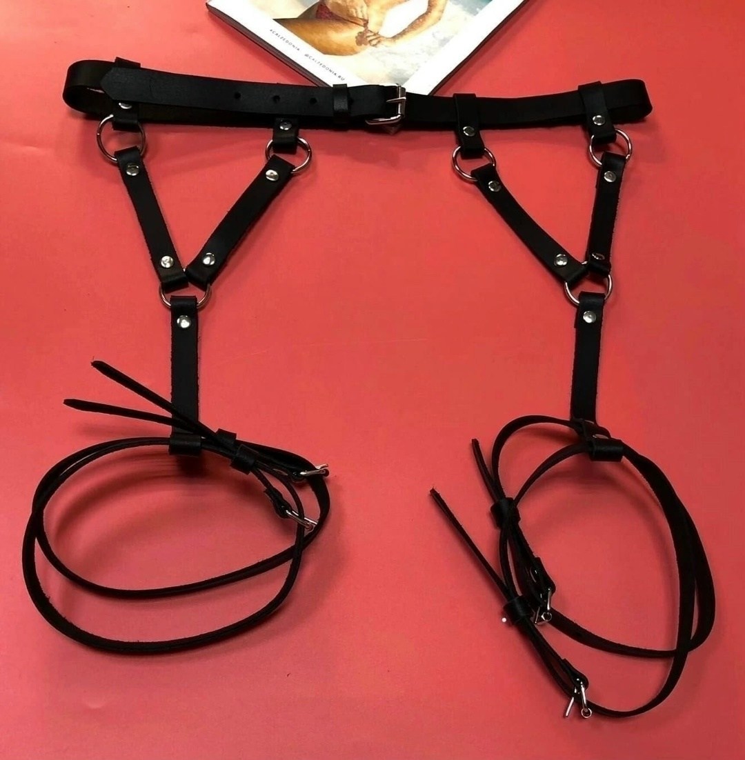 женское кожаное белье бдсм,портупея для ног,портупея для тела,бондаж кожаный портупея,портупеи женские