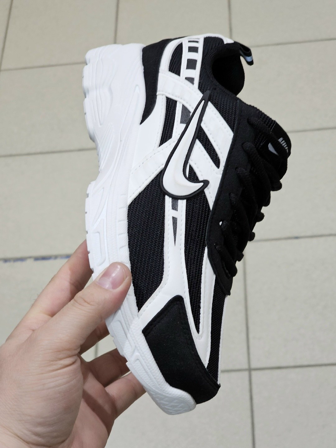 кроссовки,черные кроссовки,кроссовки женскиe,мужские кроссовки,кроссовки унисекс