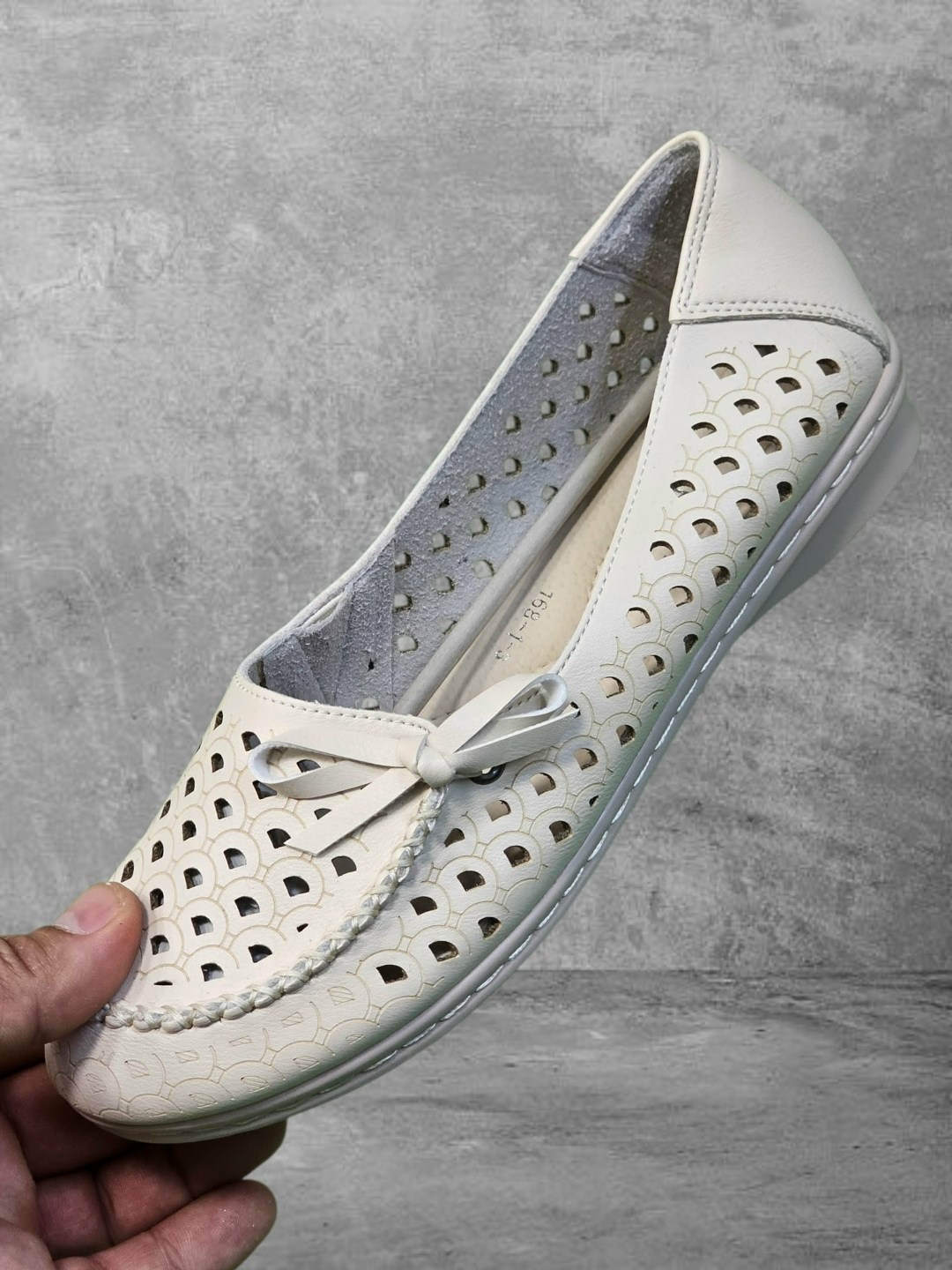 ,женская ,мокасины с перфорацией,туфли женские,женские мокасины