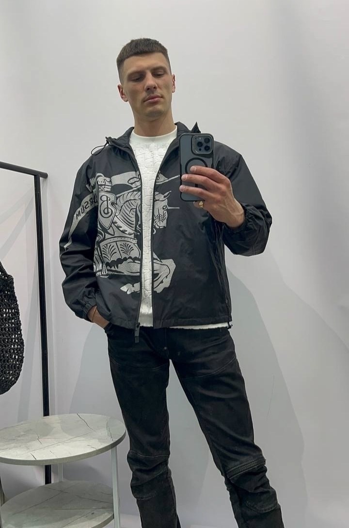 ветровка burberry,демисезонная куртка,куртка с принтом,повседневная куртка,куртка ветровка