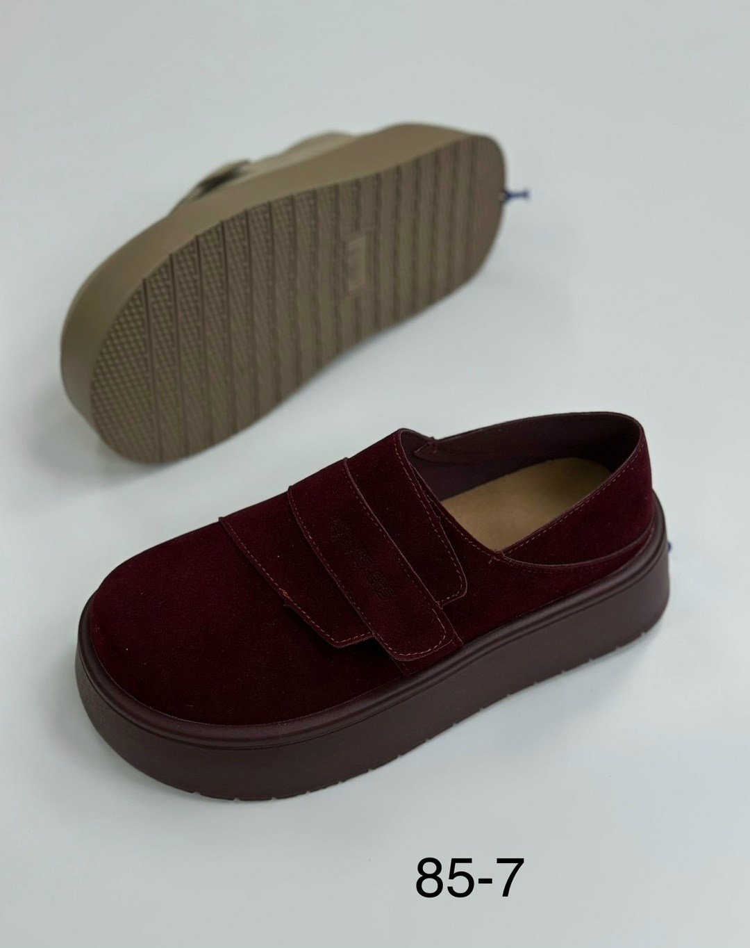 ,лоферы замшевые на платформе,замшевые лоферы miu miu на высокий подошве и фирменной фурнитурой,женская ,лоферы женские замшевые