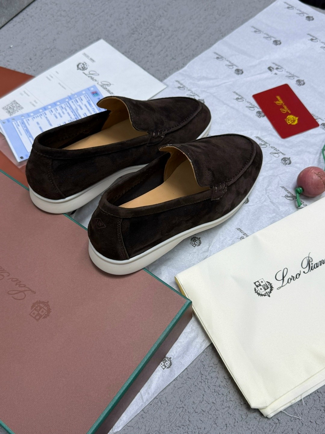 лоферы loro piana мужские,лоферы из натуральной замши loro piana,лоферы loro piana,замшевые лоферы loro piana,мужские замшевые лоферы loro piana summer walk - grey