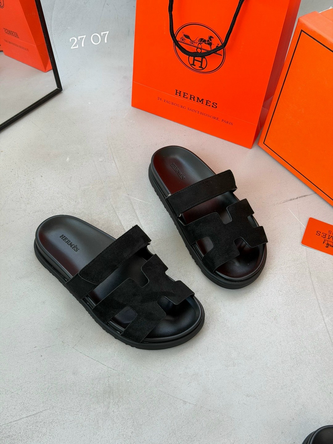 шлепанцы hermes,шлепки женские hermes,тапочки hermes,шлепки hermes,шлепанцы хермес