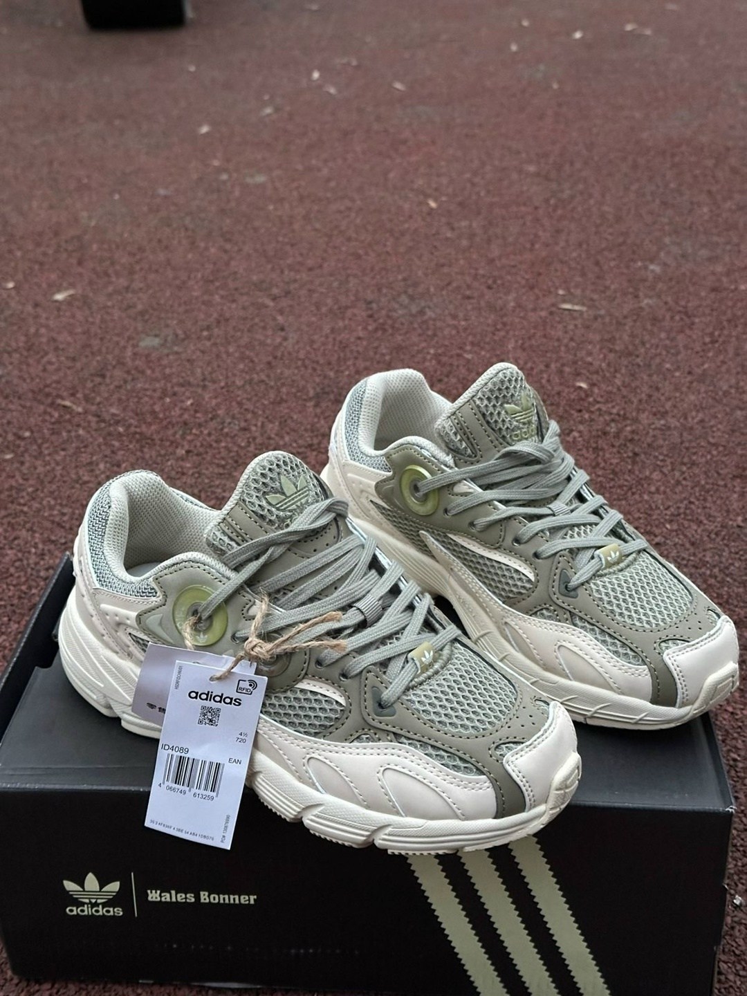 кроссовки adidas,adidas кроссовки женские,кроссовки мужские adidas,кроссовки женские adidas astir,кроссовки