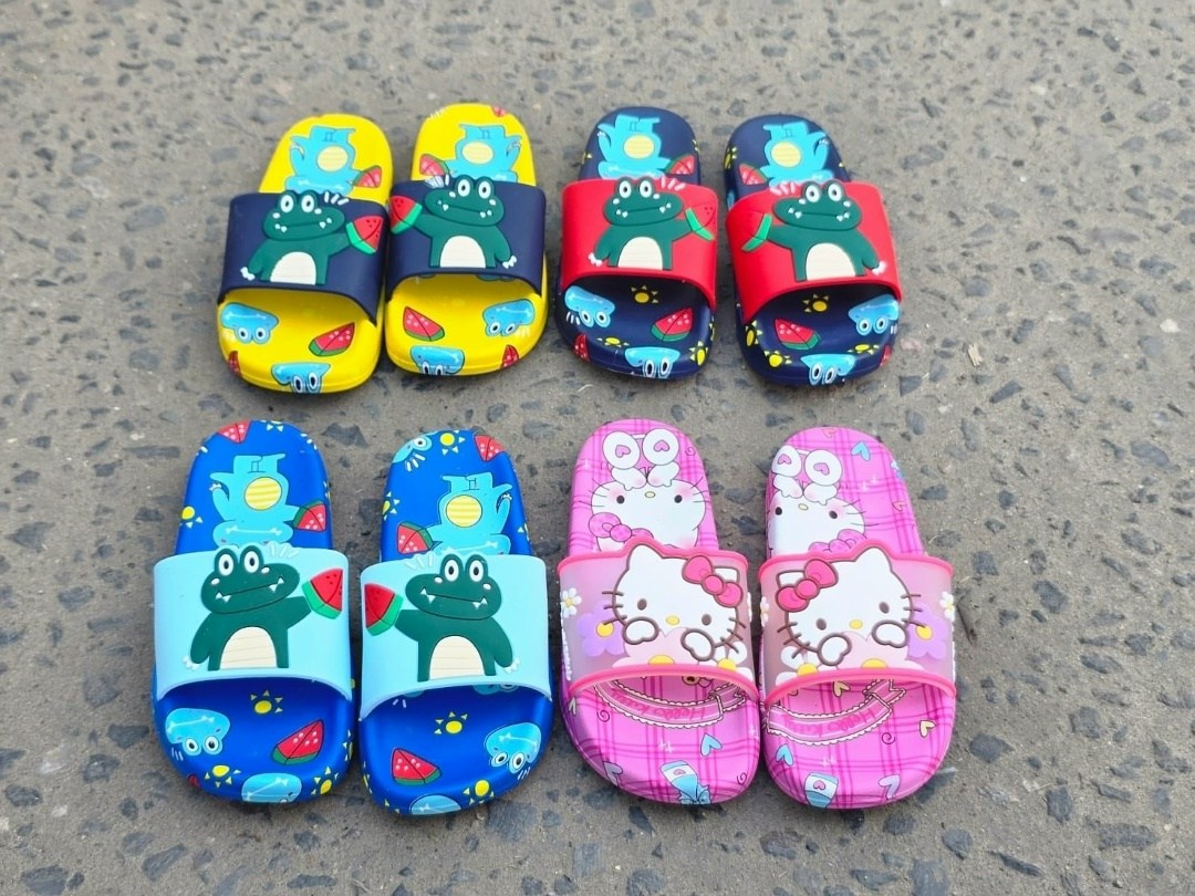 детские шлепанцы,тапочки детские,,тапочки для мальчика,летние тапочки