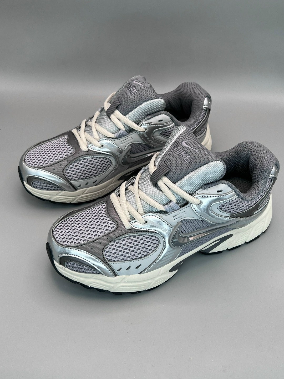 мужские белые кроссовки balenciaga track 2,кроссовки баленсиага xl,кроссовки баленсиага 3хл,кроссовки a1 chunky sneakers unisex low-top, серебряный,кроссовки